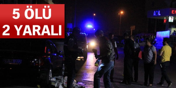 Hastane önünde silahlı kavga: 5 ölü