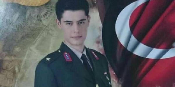 İzmir'de eğitim atışında şehit olan teğmen için tören düzenlendi