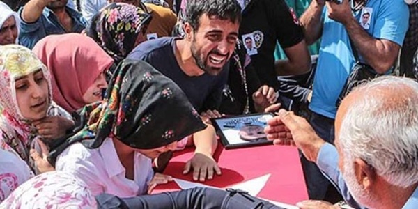 Ağıtların dili farklı acı aynı