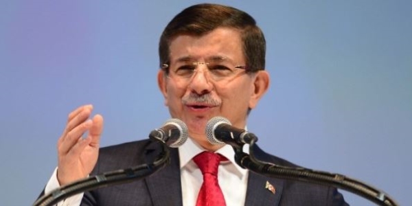 Davutoğlu, yeniden AK Parti Genel Başkanı