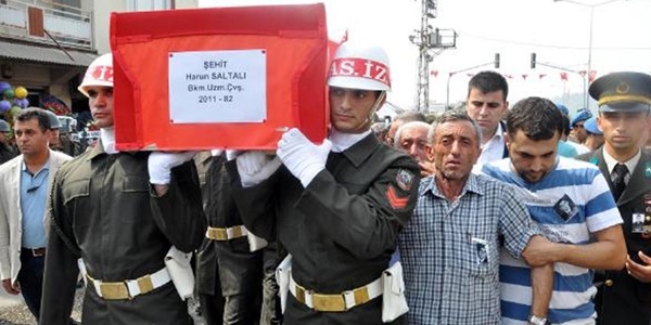 Dağlıca şehidi uzman çavuş toprağa verildi