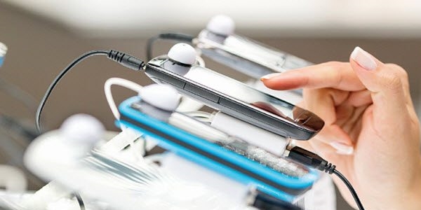 Teknoloji devleri yeni ürünlerini görücüye çıkardı