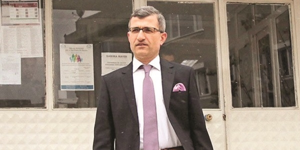 Bildiri dağıtan savcı Akkaş firar etti!