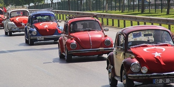 Ter�r sald�r�lar�na 'Vosvos'larla protesto