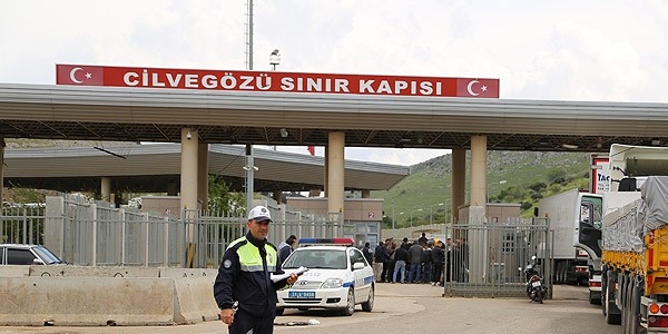Cilvegözü Sınır Kapısı giriş çıkışlara açıldı