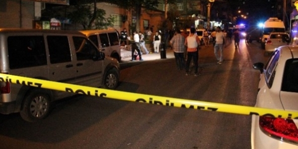 Polise bombalı saldırı: 1 yaralı