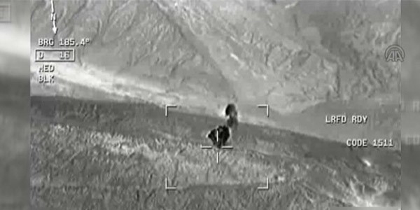 PKK'nın en büyük mühimmat deposu böyle vuruldu / Video