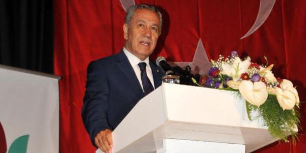 Arınç: Şu an 200'ün üzerinde üniversitemiz var