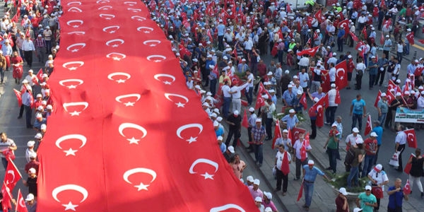 'Teröre Hayır, Kardeşliğe Evet' yürüyüşü