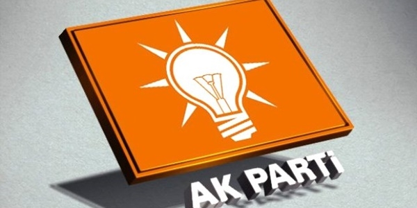 AK Parti'de 5 ilin listesi tamamen de�i�ti