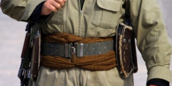 Şemdinli'de 1 PKK'lı teslim oldu