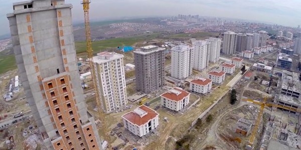 Ne dolar, ne de seçim varsa yoksa konut