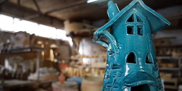 Topraktan akvaryum aksesuar� �retiyor