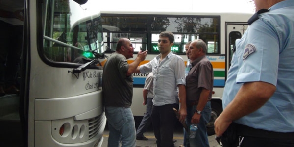 Zonguldak'ta halk otobüsü şoförüne bıçak ve sopalı saldırı