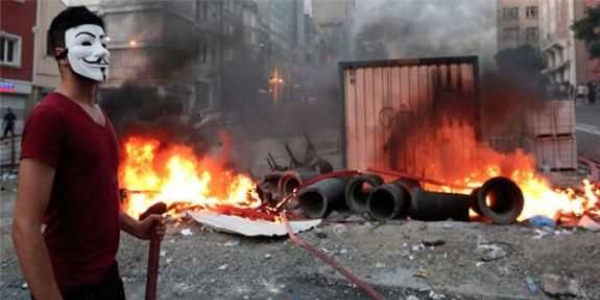 Batı'da da 'özyönetim' provokasyonu