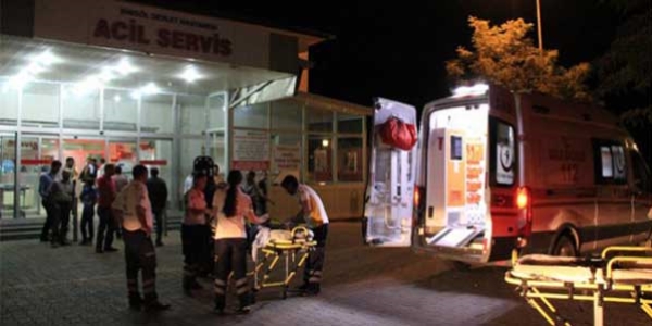 Siirt'te askerlere roketatarlı saldırı: 2 yaralı