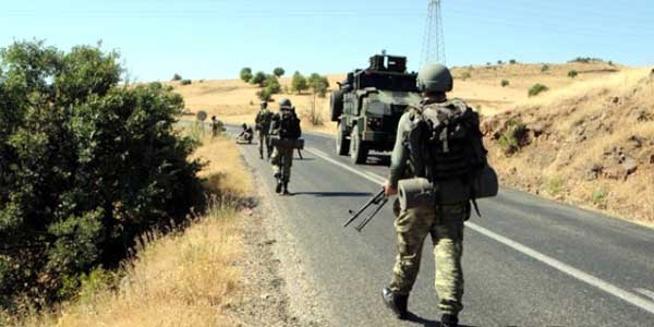 Bingöl'de çatışma: 2 polis, 1 vatandaş yaralı