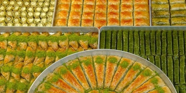 Yediğimiz hazır baklavanın içinde ne var?