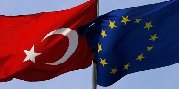 AB sığınmacılar için Türkiye'ye 1 milyar euro verecek