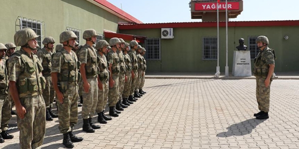 Mehmetçik bayramda sınır nöbetinde