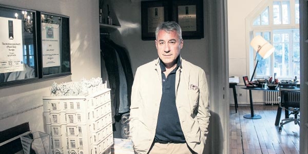 Mimarlık okulu açıp yetenek 'av'layacak