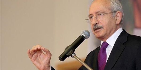 'Sandığa gidip oyumuzu kullanmak gerekiyor'