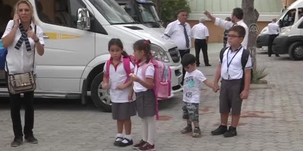Öğrencinin servise binip binmediğini veliye mesajla bildirecek