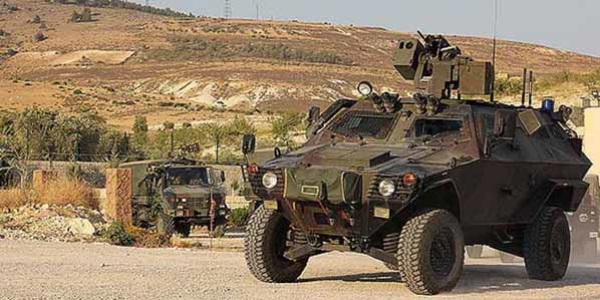 Diyarbakr'da askeri konvoya saldr: 4 sivil yaral