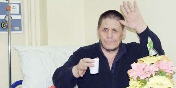 47 yıldır hastanede kalan adam öldü