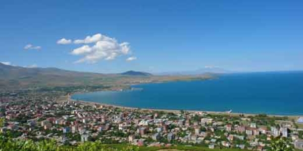 Bitlis'te telefon hatları iki gündür kesik