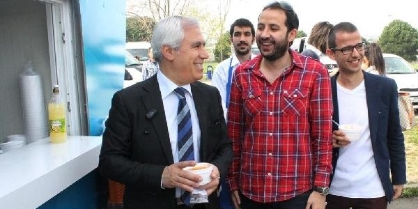 �niversitede ��renciye 'bedava �orba' krizi