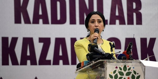 HDP 'kad�n se�im bildirgesi'ni tan�tt�