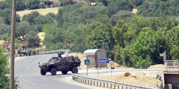 Bitlis'te menfeze konulan patlayıcı imha edildi