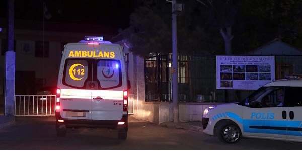 Mahkum cezaevinde boğazını keserek intihar etti