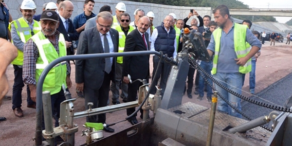 Bakan Müezzinoğlu, mega projeyi inceledi