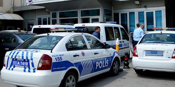 Efor testine getirilen mahkum firar etti