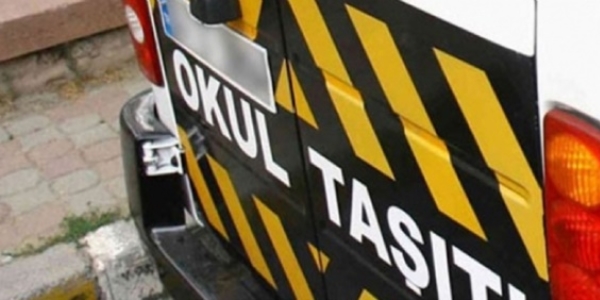 Öğretmenleri taşıyan servis devrildi: 9 yaralı