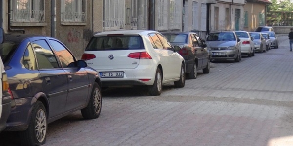 �ki g�nde 150 arac�n lasti�i kesildi!