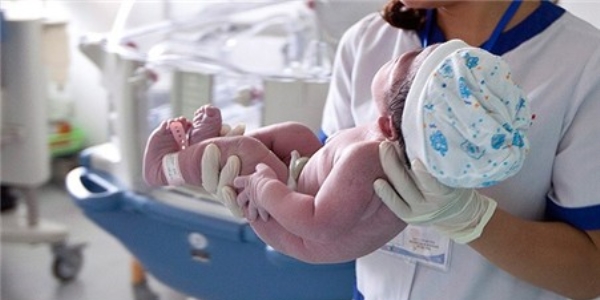 Anne sütü ile beslenen bebek oranı artıyor