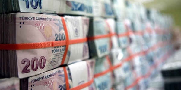 Bankacılık sektörünün kredi hacmi azaldı