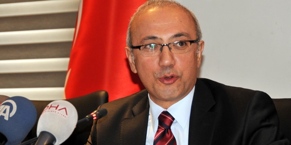 Elvan: 'Seni burada çalıştırmayız' dediler