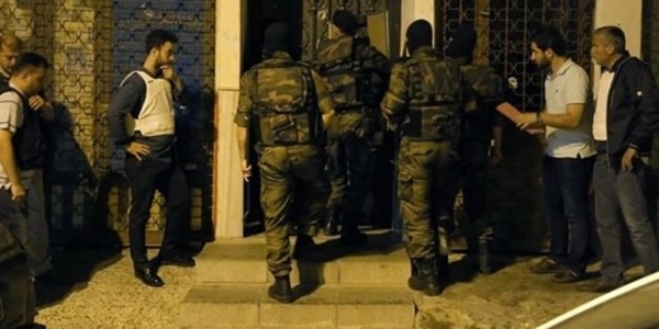 Konya'da DAEŞ operasyonu: 14 gözaltı