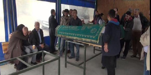 Sald�r�da �len HDP Milletvekili aday� topra�a verildi