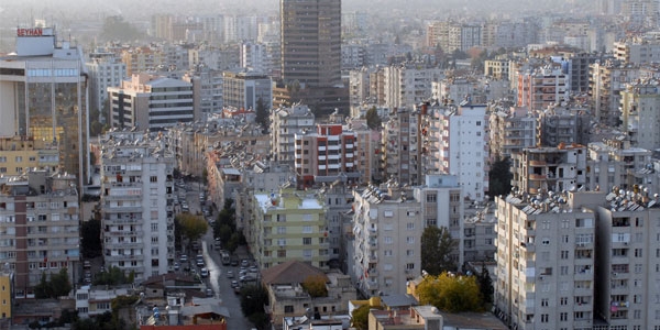 Parası olan gayrimenkule yatırıyor
