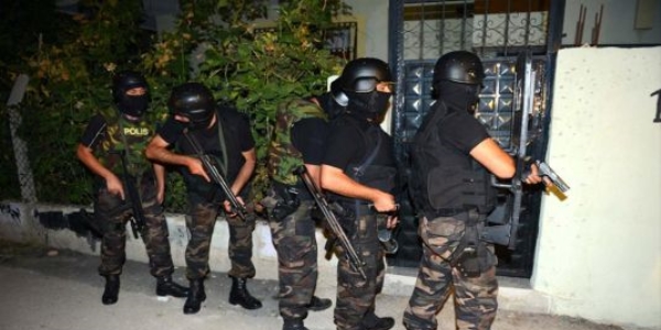 İstanbul merkezli 'siber suç' operasyonu