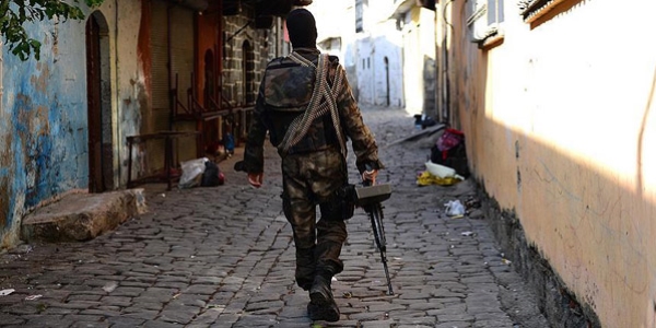 Diyarbakr'da terr operasyonu: 3 terrist ldrld