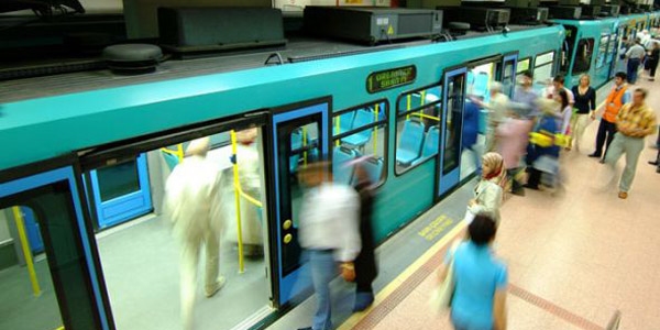 Başbakan'ın mitinginde metro seferleri ulaşıma kapatılmayacak