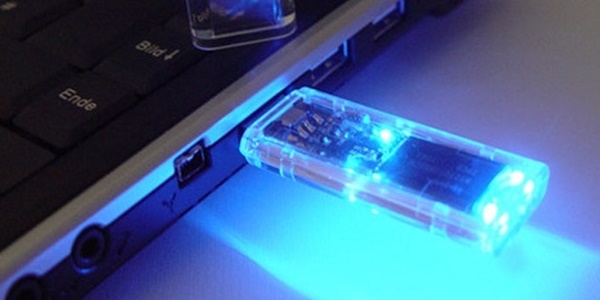 Bu USB'nin dokunduğu cihaz ölüyor