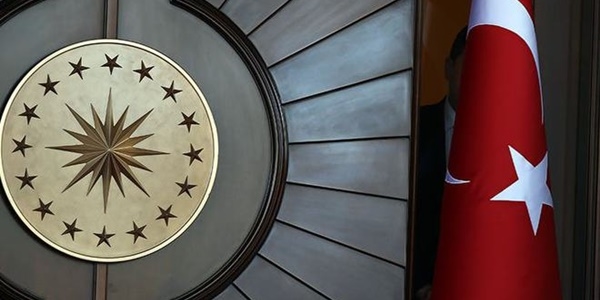 Cumhurba�kanl��� K�lt�r ve Sanat B�y�k �d�lleri y�netmeli�i de�i�ti