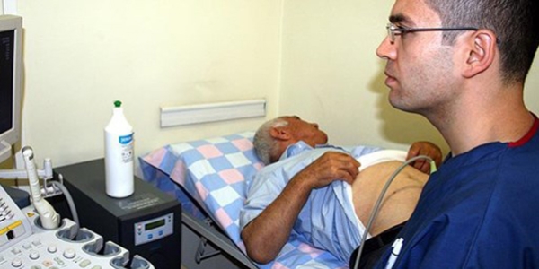 Erkeklerde saç dökülmesi böbrek taşının habercisi
